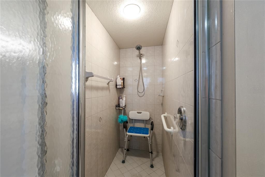 Active With Contract: $330,000 (3 beds, 2 baths, 2023 Square Feet)