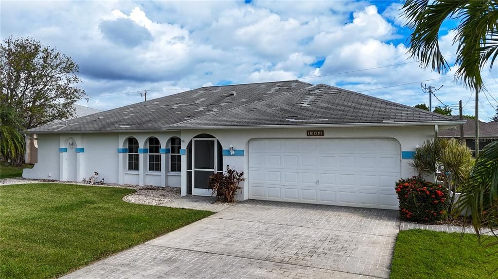 Active With Contract: $330,000 (3 beds, 2 baths, 2023 Square Feet)