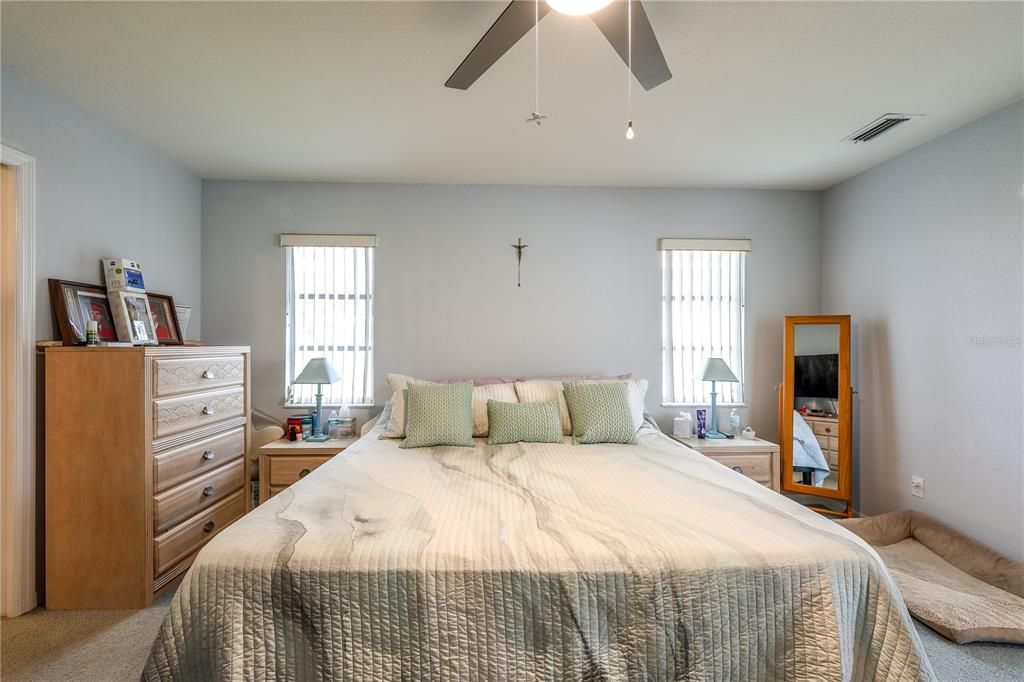 Active With Contract: $330,000 (3 beds, 2 baths, 2023 Square Feet)