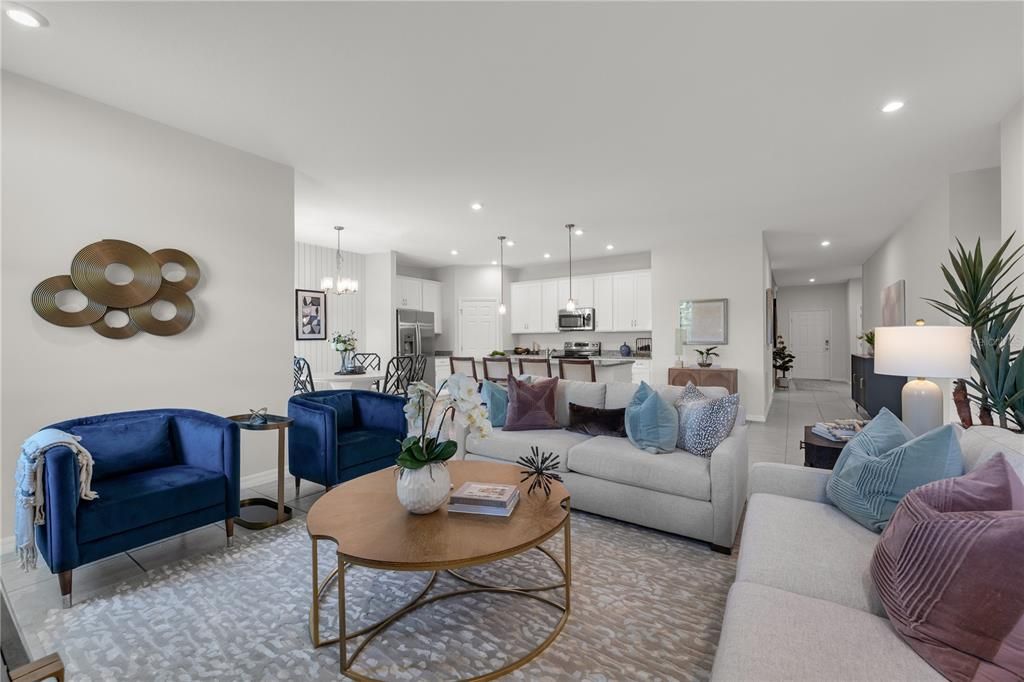 Activo con contrato: $329,990 (4 camas, 2 baños, 1839 Pies cuadrados)