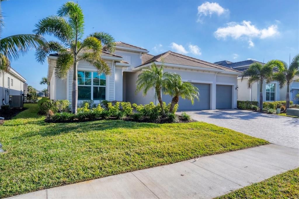 На продажу: $795,000 (4 спален, 2 ванн, 2243 Квадратных фут)