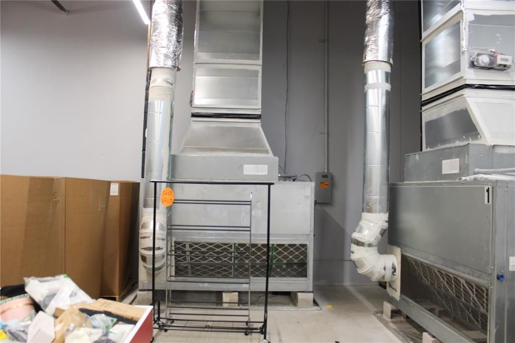 For Sale: $350,000 (0 beds, 0 baths, 12216 Square Feet)