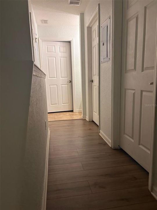 Active With Contract: $1,850 (3 beds, 2 baths, 1296 Square Feet)