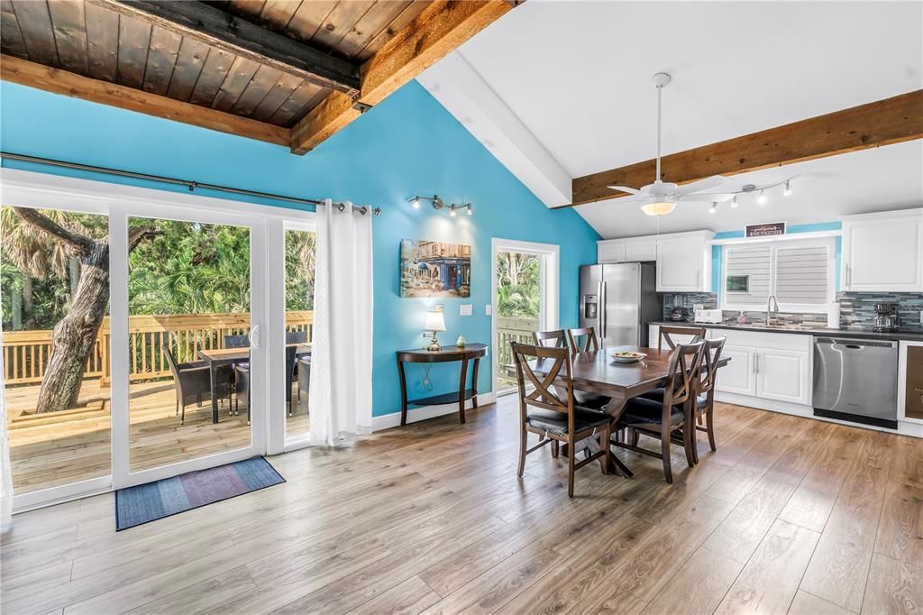 На продажу: $1,649,000 (5 спален, 3 ванн, 2901 Квадратных фут)