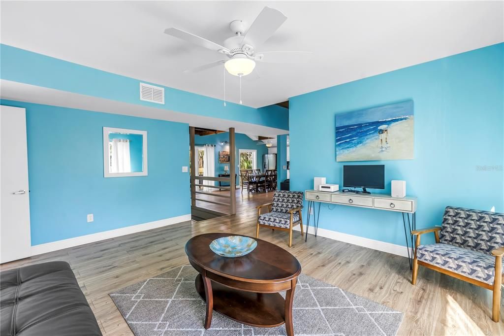 На продажу: $1,649,000 (5 спален, 3 ванн, 2901 Квадратных фут)