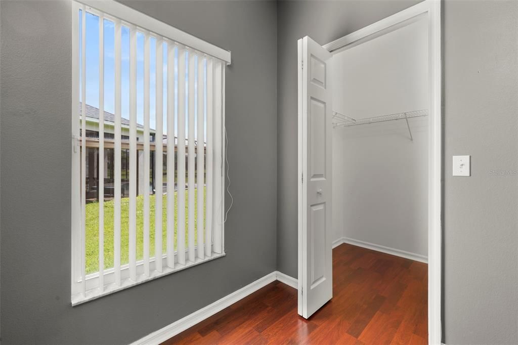 Activo con contrato: $325,000 (3 camas, 2 baños, 1876 Pies cuadrados)