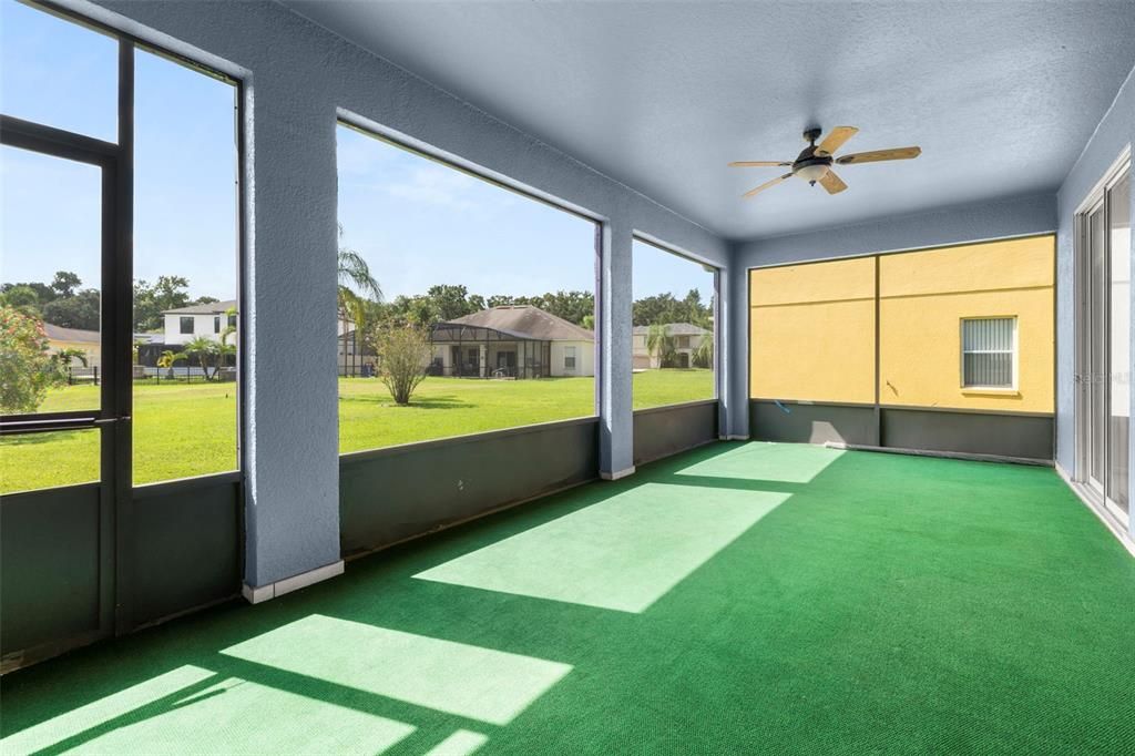 Activo con contrato: $325,000 (3 camas, 2 baños, 1876 Pies cuadrados)