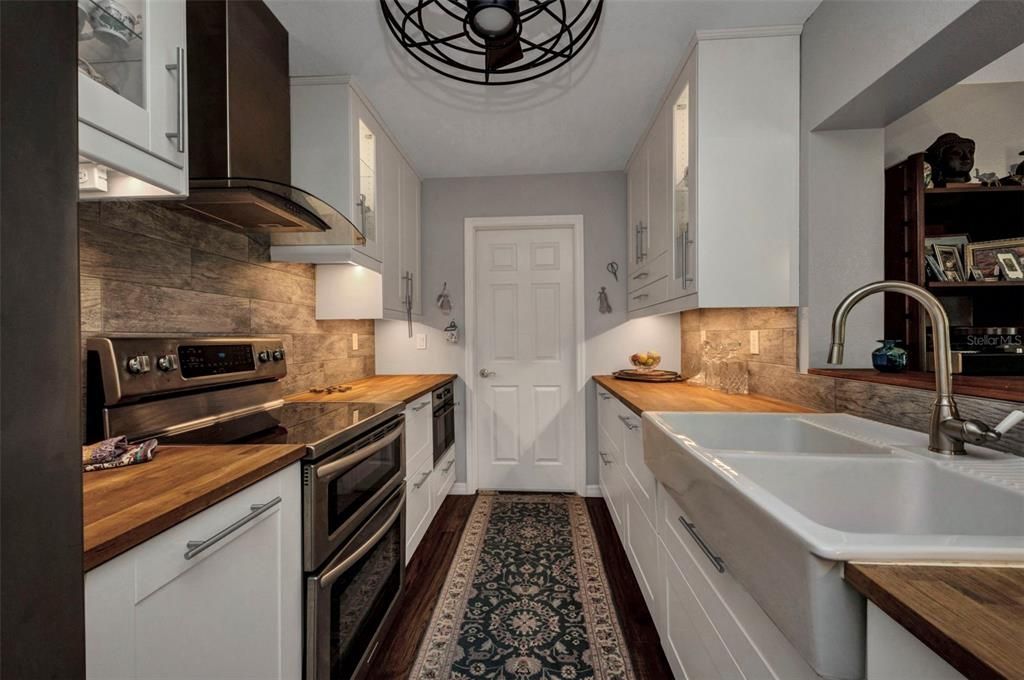 待售: $399,000 (2 贝兹, 2 浴室, 1170 平方英尺)