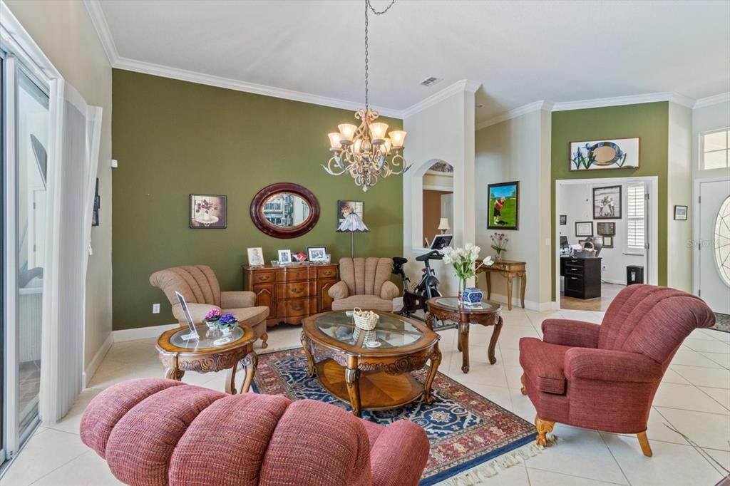 For Sale: $550,000 (3 beds, 2 baths, 2794 Square Feet)