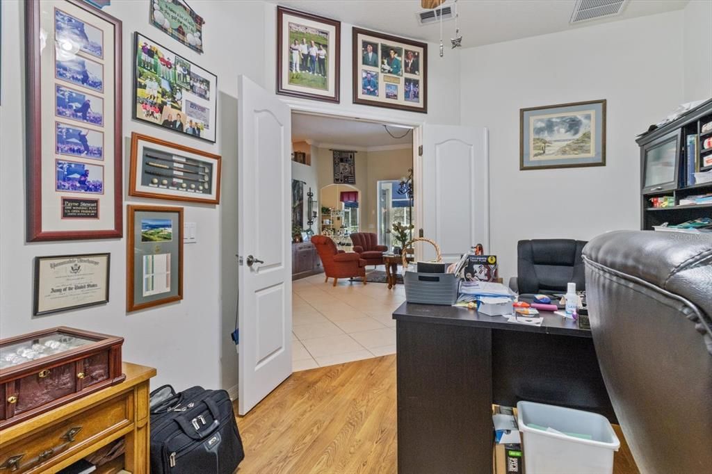 For Sale: $550,000 (3 beds, 2 baths, 2794 Square Feet)