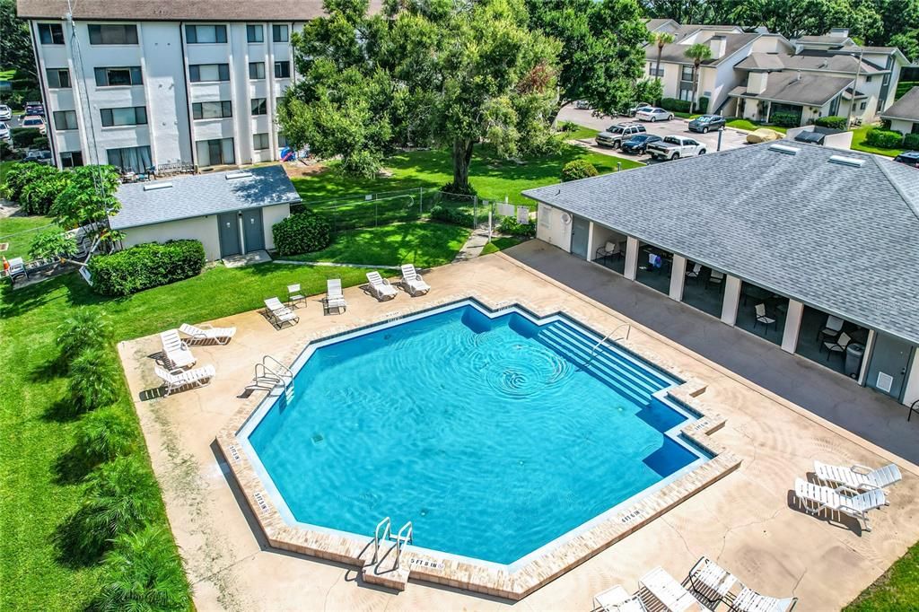 Active With Contract: $125,000 (2 beds, 2 baths, 826 Square Feet)