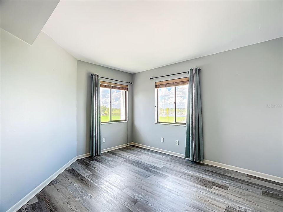 Active With Contract: $125,000 (2 beds, 2 baths, 826 Square Feet)