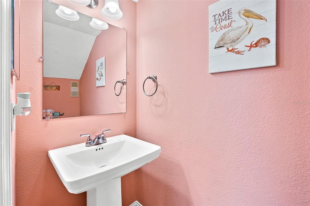 待售: $439,000 (2 贝兹, 2 浴室, 1201 平方英尺)