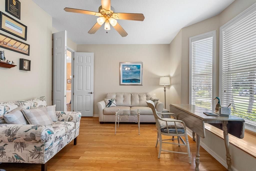 На продажу: $789,000 (3 спален, 2 ванн, 2741 Квадратных фут)