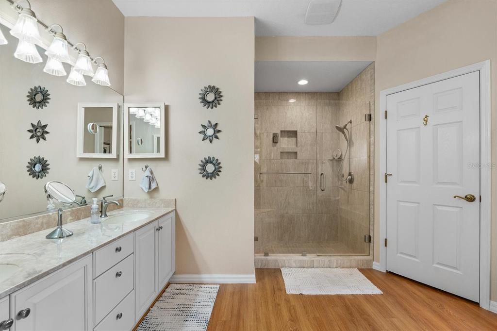 На продажу: $789,000 (3 спален, 2 ванн, 2741 Квадратных фут)