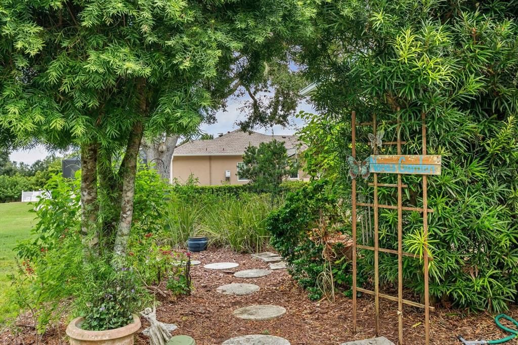 На продажу: $789,000 (3 спален, 2 ванн, 2741 Квадратных фут)