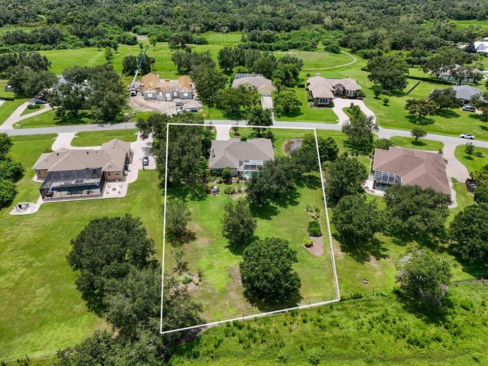 На продажу: $789,000 (3 спален, 2 ванн, 2741 Квадратных фут)