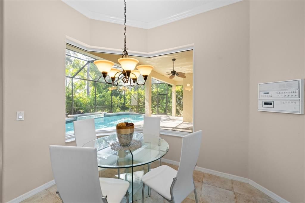 待售: $749,000 (4 贝兹, 2 浴室, 2794 平方英尺)