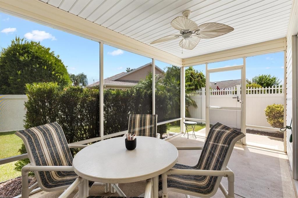 Active With Contract: $359,000 (3 beds, 2 baths, 1397 Square Feet)