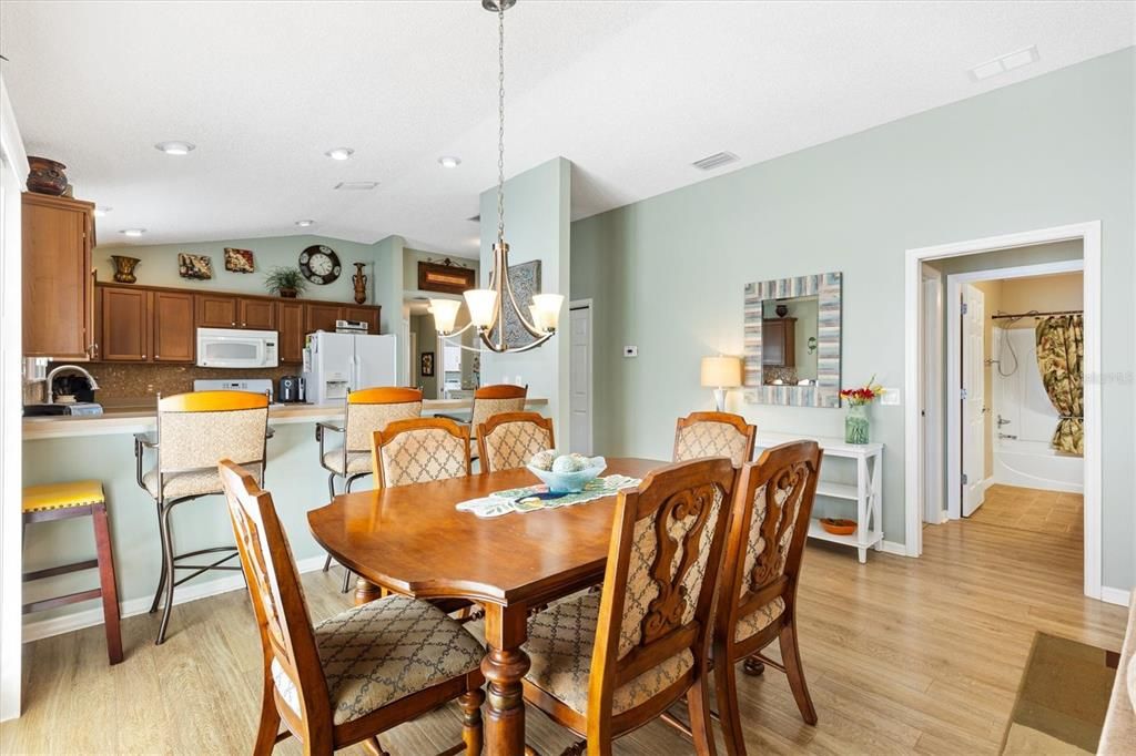 Active With Contract: $359,000 (3 beds, 2 baths, 1397 Square Feet)