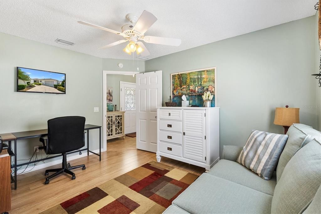 Active With Contract: $359,000 (3 beds, 2 baths, 1397 Square Feet)