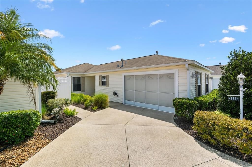 Active With Contract: $359,000 (3 beds, 2 baths, 1397 Square Feet)