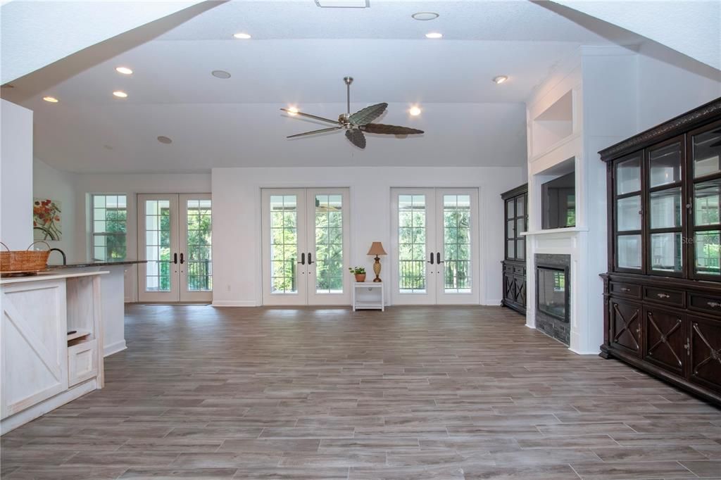 For Sale: $990,000 (4 beds, 3 baths, 3615 Square Feet)