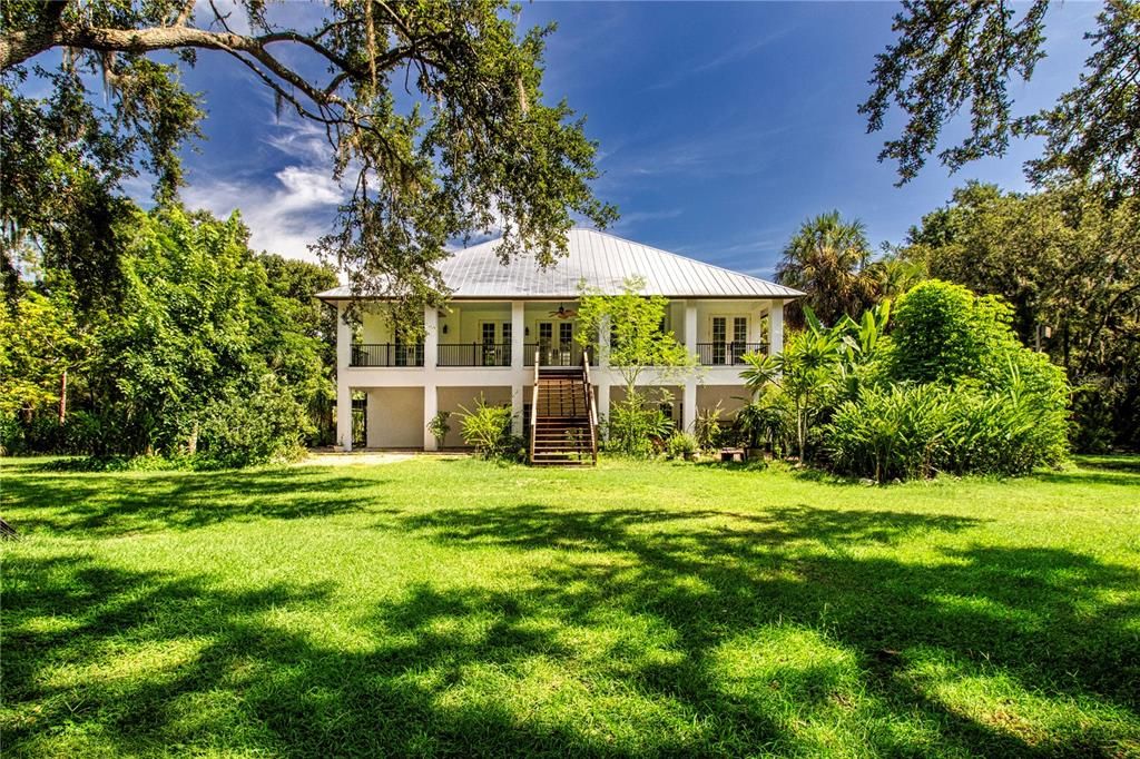 For Sale: $990,000 (4 beds, 3 baths, 3615 Square Feet)