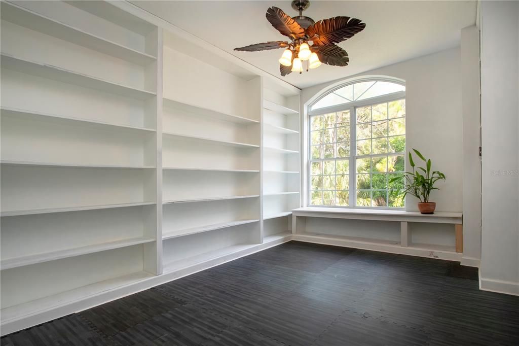 For Sale: $990,000 (4 beds, 3 baths, 3615 Square Feet)