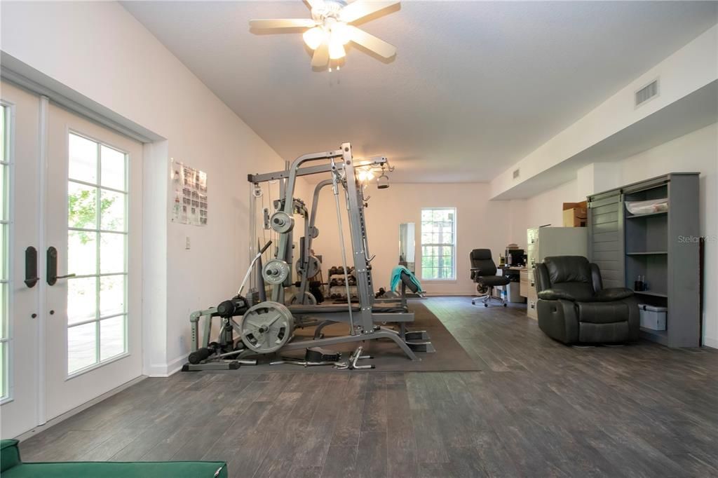 For Sale: $990,000 (4 beds, 3 baths, 3615 Square Feet)