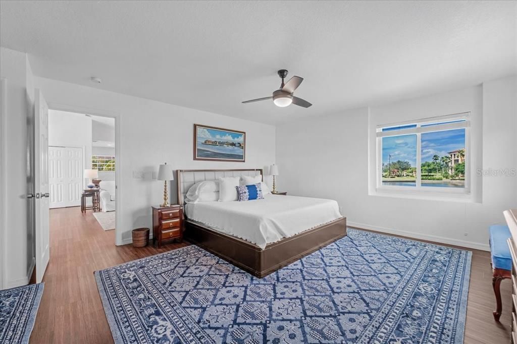 For Rent: $3,650 (4 beds, 5 baths, 3008 Square Feet)