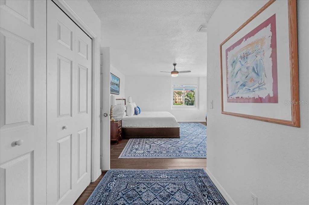 For Rent: $3,650 (4 beds, 5 baths, 3008 Square Feet)