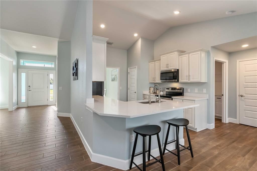 На продажу: $484,900 (3 спален, 2 ванн, 2139 Квадратных фут)