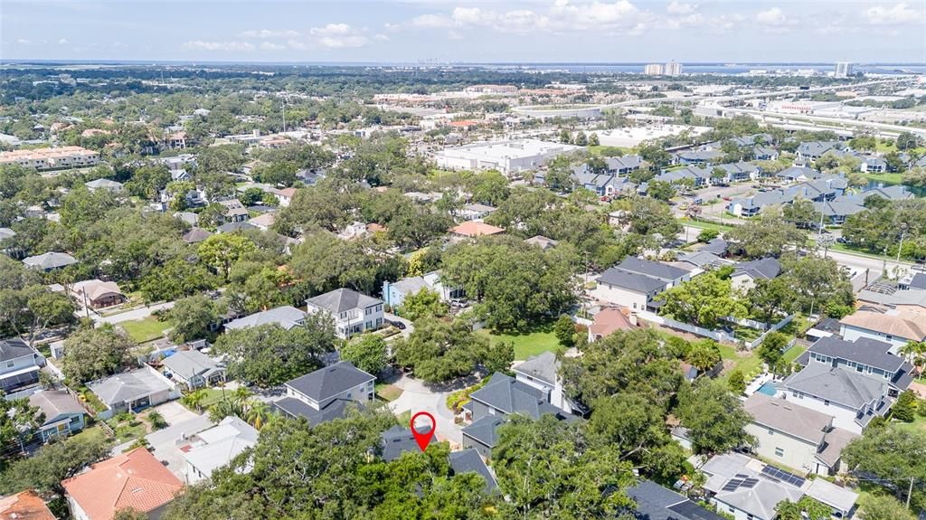 Active With Contract: $6,250 (4 beds, 3 baths, 3251 Square Feet)