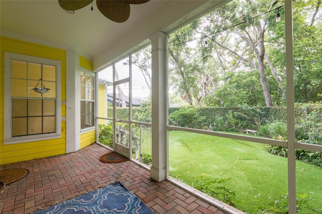 Active With Contract: $6,250 (4 beds, 3 baths, 3251 Square Feet)