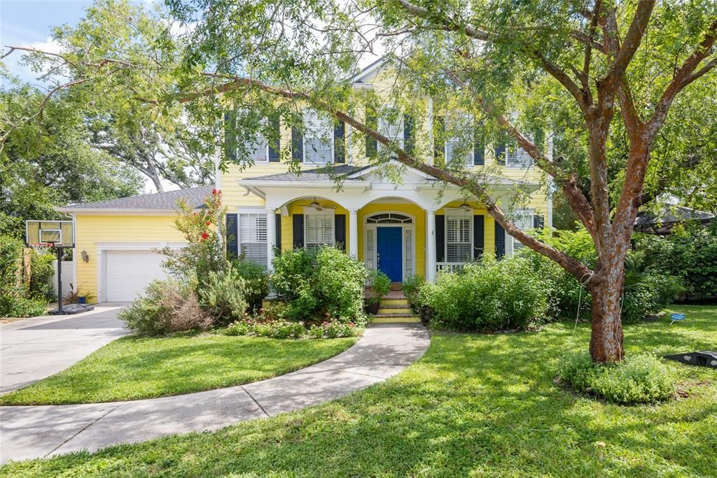 Active With Contract: $6,250 (4 beds, 3 baths, 3251 Square Feet)