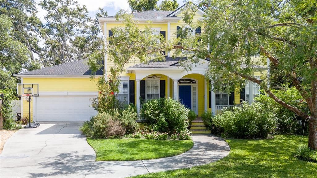 Active With Contract: $6,250 (4 beds, 3 baths, 3251 Square Feet)