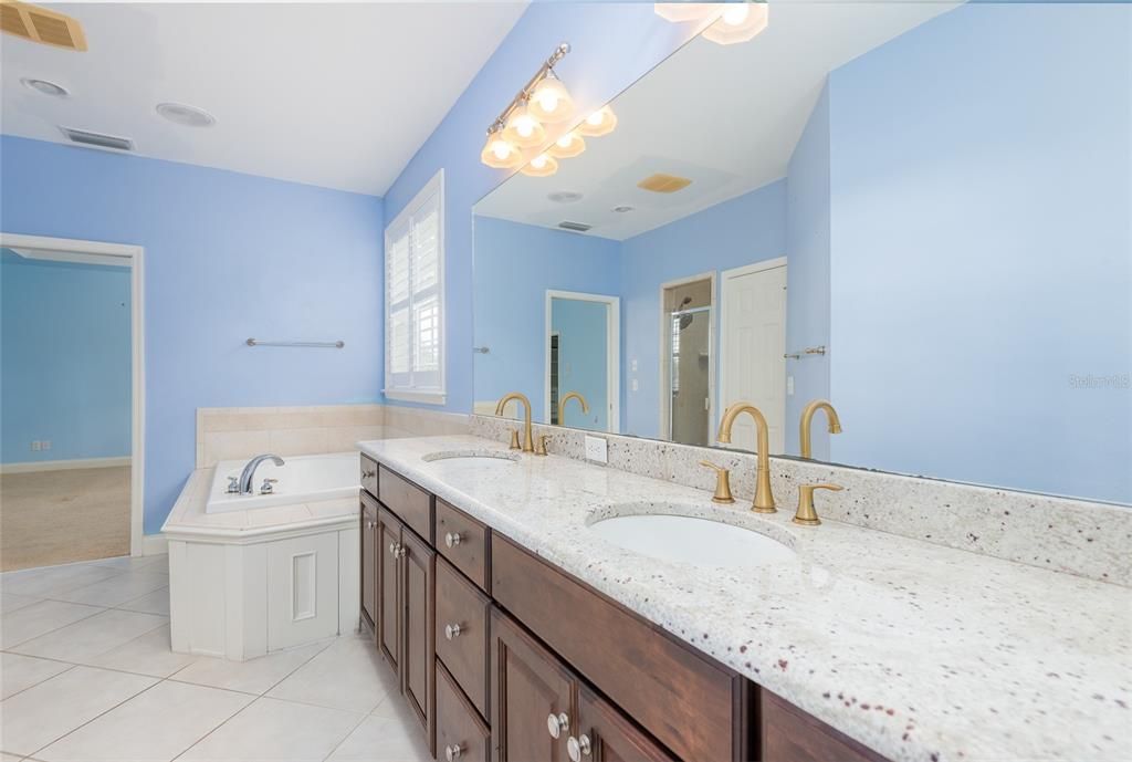 Active With Contract: $6,250 (4 beds, 3 baths, 3251 Square Feet)