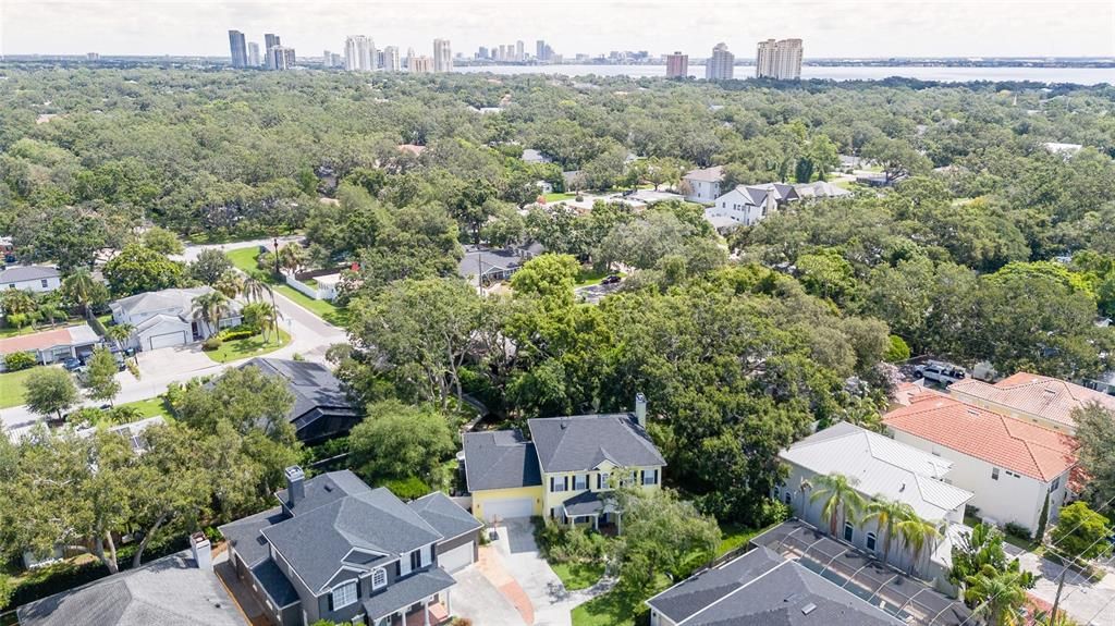 Active With Contract: $6,250 (4 beds, 3 baths, 3251 Square Feet)