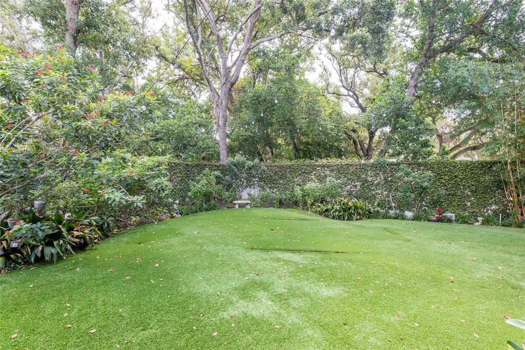 Active With Contract: $6,250 (4 beds, 3 baths, 3251 Square Feet)