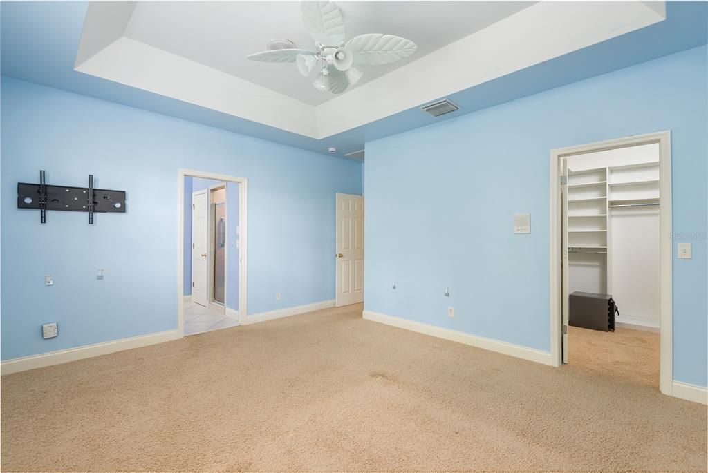 Active With Contract: $6,250 (4 beds, 3 baths, 3251 Square Feet)