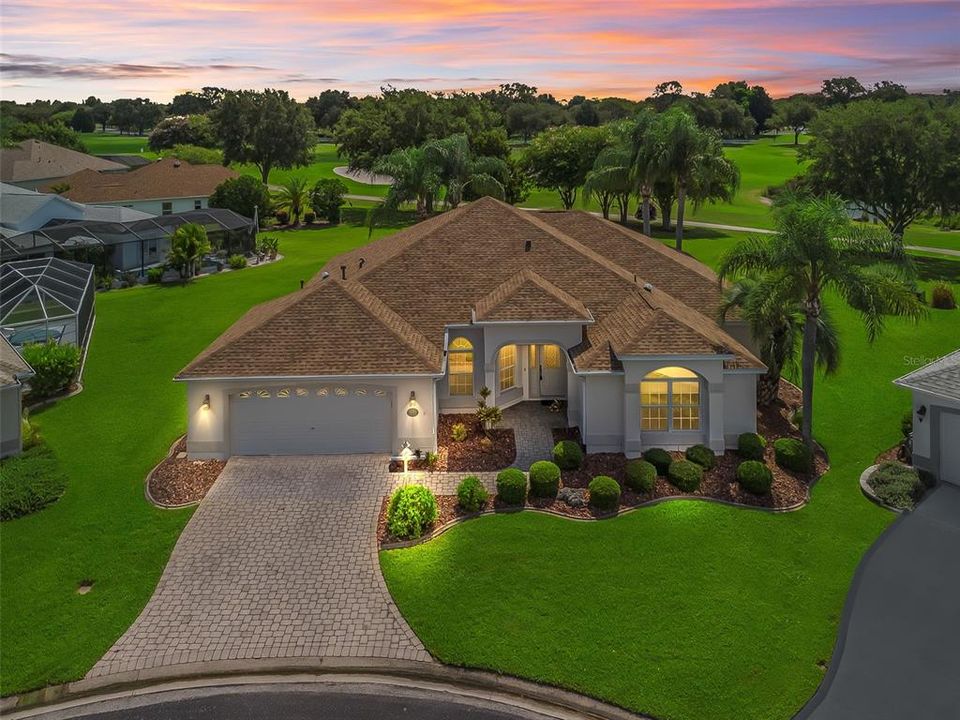 For Sale: $724,900 (3 beds, 2 baths, 2340 Square Feet)