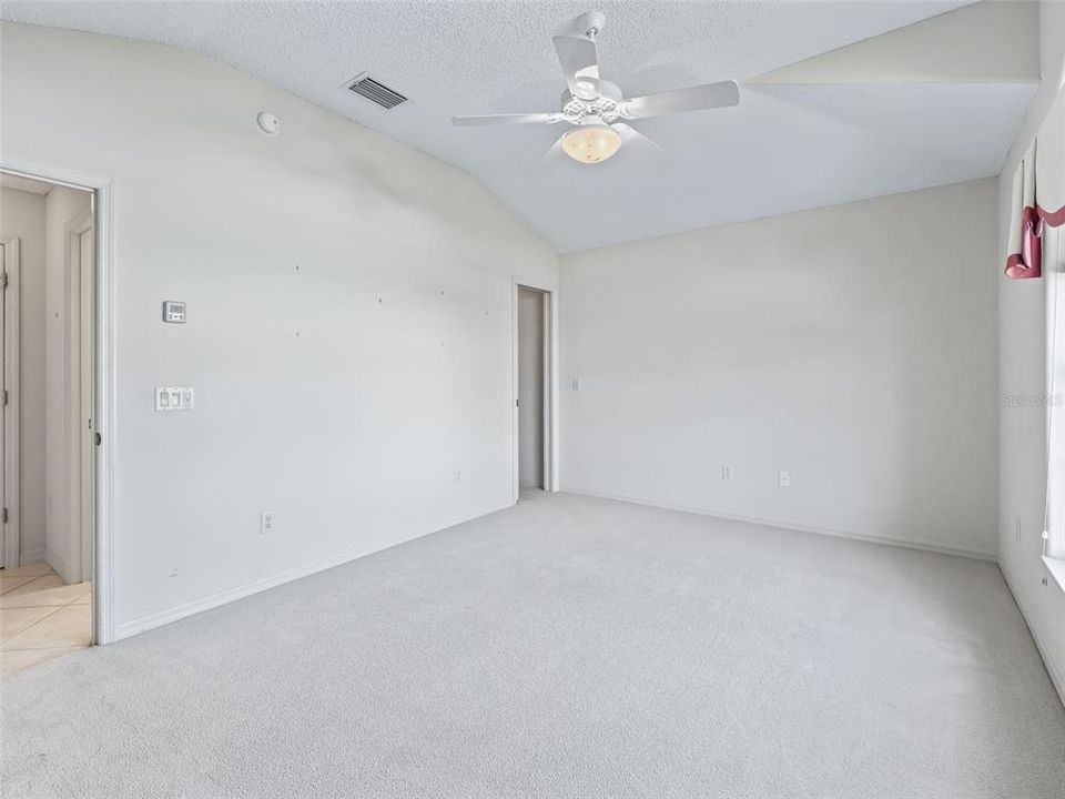 For Sale: $724,900 (3 beds, 2 baths, 2340 Square Feet)