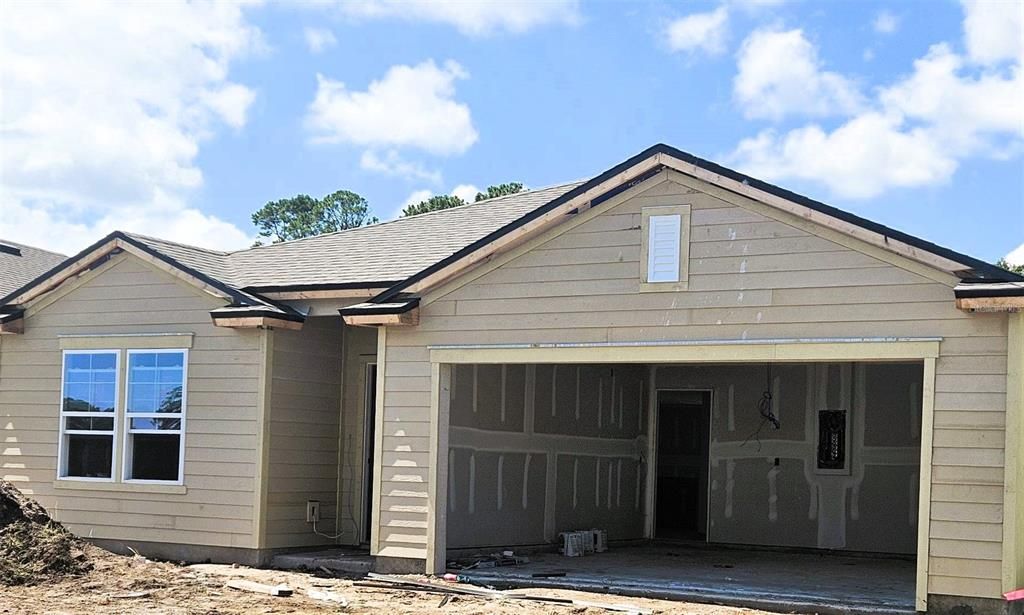 Vendido Recientemente: $388,990 (4 camas, 2 baños, 1862 Pies cuadrados)