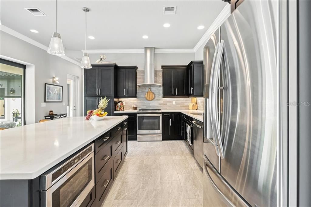 En Venta: $1,399,000 (3 camas, 3 baños, 2343 Pies cuadrados)