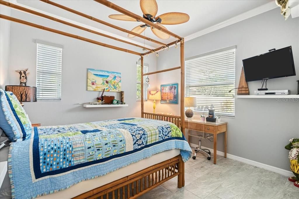 En Venta: $1,399,000 (3 camas, 3 baños, 2343 Pies cuadrados)