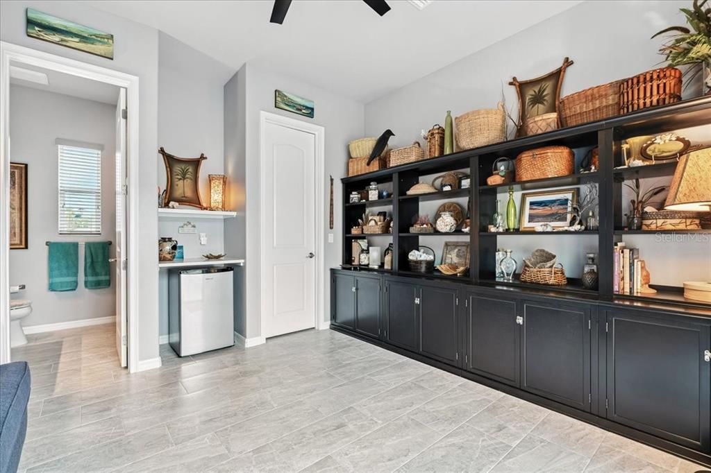 En Venta: $1,399,000 (3 camas, 3 baños, 2343 Pies cuadrados)