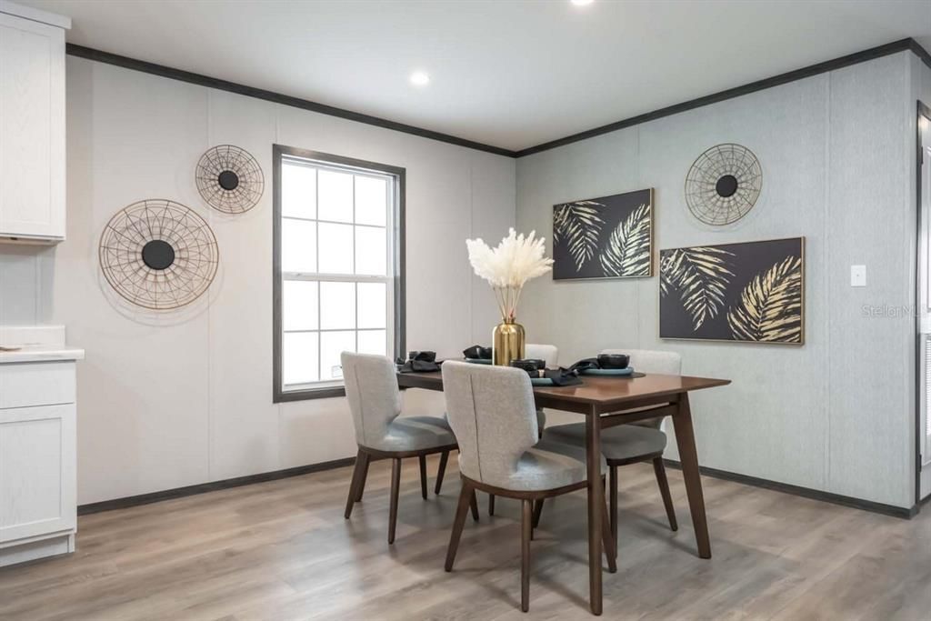 Active With Contract: $265,900 (3 beds, 2 baths, 1493 Square Feet)