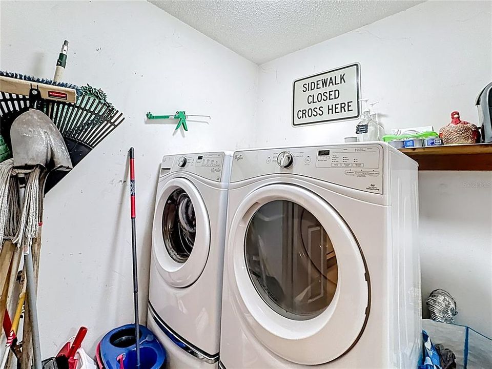 Active With Contract: $260,000 (3 beds, 2 baths, 1116 Square Feet)