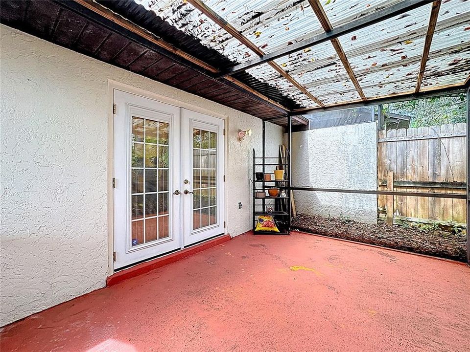 Active With Contract: $260,000 (3 beds, 2 baths, 1116 Square Feet)